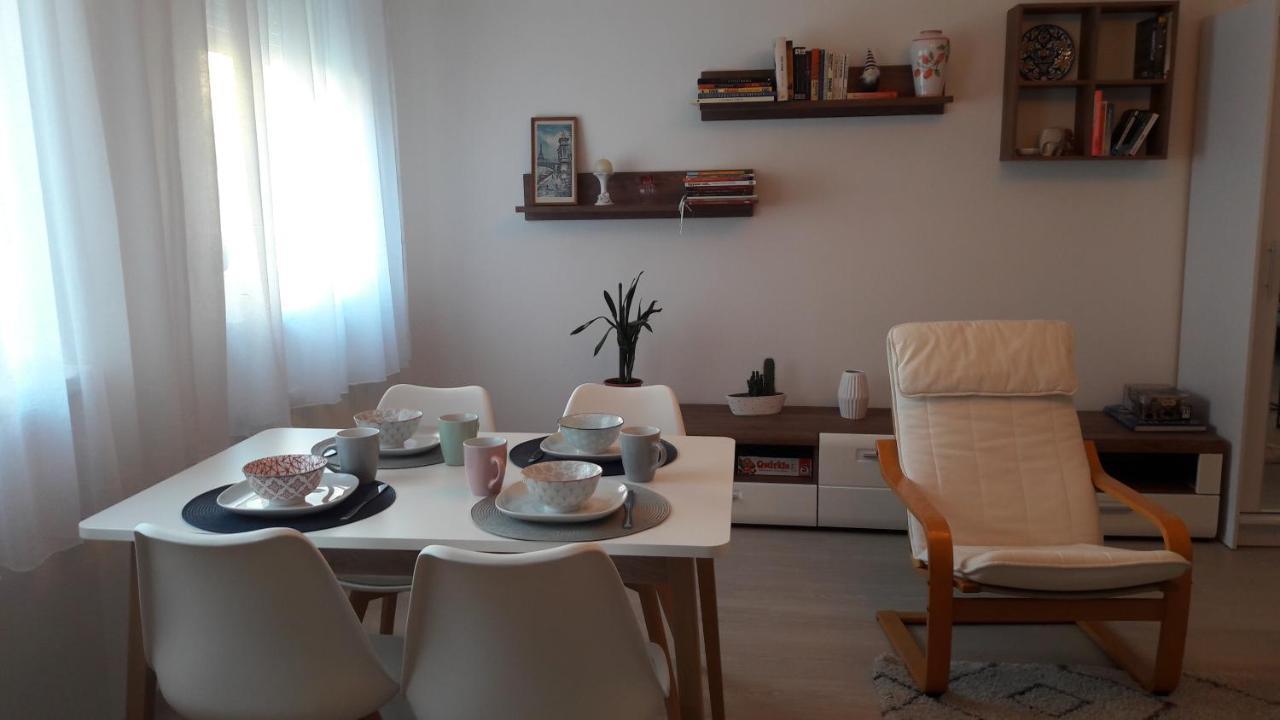 Liliom Apartment With Free Parking Space Budapest Exterior photo